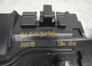 OSŁONA PASA PRZEDNIEGO PEUGEOT 5008 9670032980 3