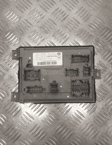 Mercedes W205 moduł sterownik A2059007043 1