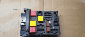 Moduł skrzynka BSI bezpieczników Renault Espace IV 8200316850 8200301377 8200283812 2