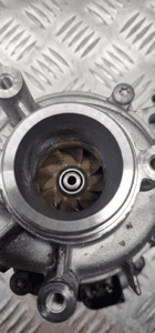 Mercedes W205 pompa wody pompka płynu cieczy A2642000100 9