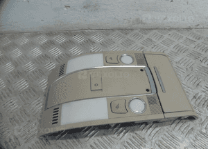 LAMPKA OŚWIETLENIA WNĘTRZA PRZÓD AUDI Q7 4L 3