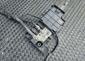 Instalacja 8K0971228T 8K0937517A Wiazka Przewod Rozdzielacz Produ Klema Alternator Rozrusznik Audi 2.7 3.0 V6 A4 B8 A5 6