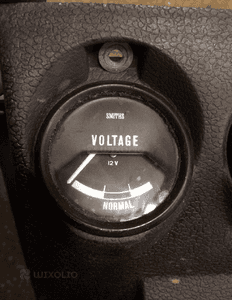 Wskaźnik woltomierz SMITHS Range Rover 1 I Classic 1