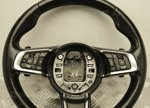 Jaguar xe kierownica multifunkcja łopatki sport 6