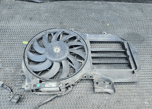 Obudowa Wentylator Wiatrak Chlodnicy Modul Sterownik Wentylatora 2.0 ALT FSI AUDI A4 B6 22