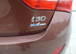 Hyundai i30 1.6 CRDi BlueDrive Premium 8
