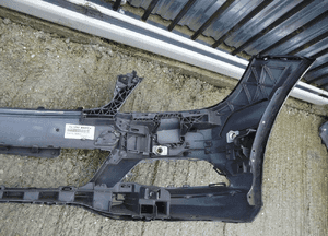 MERCEDES 204 LIFT PDC CHROM ZDERZAK PRZEDNI 5