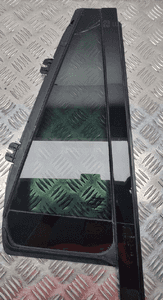 Volvo XC90 szyba karoseryjna prawa tylna tył 31651378 2
