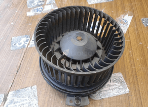 Wentylator Dmuchawa 8E1820021 A B E Nawiewu Nagrzewnicy VALEO EU AUDI A4 B6 B7 23