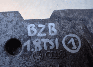 Łapa silnika skoda vw seat audi 06J199207K RADOM 3