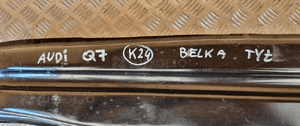Audi Q7 belka wzmocnienie zderzaka tył tylna 13