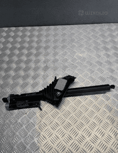 Bmw F36 siłownik klapy lewy tył 7330627 2