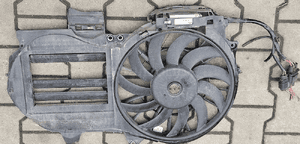 Audi A4 B6 B7 1.9 2.0 TDI wentylator chłodnicy moduł 8E0121205AE 1