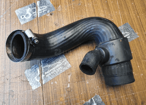Przewod 8E0145832D 8E0145838G 8E0145834F Rura Powietrza Kolanko Waz Intercooler 1.8 T Audi A4 B6 B7 10