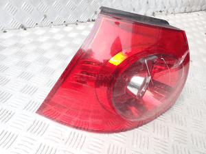LAMPA LEWY TYŁ VW GOLF V HB 1K6945095N / 1K6945095E 8