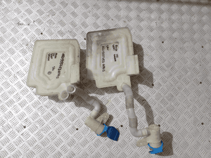 ZBIORNICZEK PŁYNU SPRYSKIWACZY AUDI VW SEAT SKODA 1K0955453 Q/R/S (2SZT) 2K0955453G (3SZT) 1
