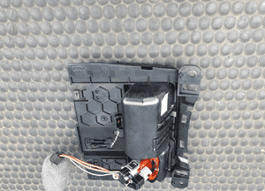 Popielniczka 8K0857951 Klapka Zapalniczka Wklad Czarna Audi A4 B8 A5 Q5 27