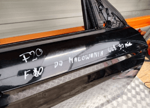 Bmw F20 drzwi przednie prawe 668 9