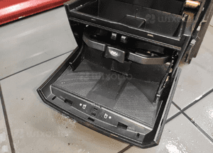 MERCEDES R-KLASA W251 CUPHOLDER SCHOWEK TUNELU NA KUBKI ORYG ŁADNY 3