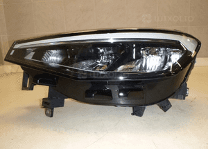 Vw ID4 full led lampa przód lewa led 4 pin 5