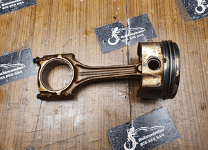 Tłok Tłoki BHS 06BA Korbowód Korba Panewki 2.0 ALT 20V Audi A4 B6 A6 C5 VW 17