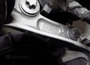 BMW 3 G20 330e M-PAKIET ZWROTNICA WAHACZE ZAWIESZENIE LEWE TYŁ 6899305 9