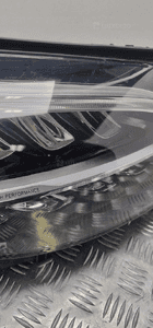 Mercedes W205 lampa prawa przednia A2059062206KZ 5