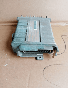 Komputer sterownik silnika VW Passat B3 1.8 893907383B 0285007061 2