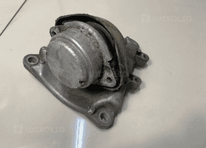 AUDI A6 C5 MOCOWANIE ŁAPA PODPORA PODUSZKA SKRZYNI 4B0399114C 1