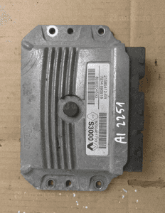 STEROWNIK KOMPUTER SILNIKA RENAULT CLIO III 1.4 21585412-6B 8200504593 1