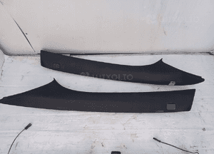 VOLVO S60 II V60 RDESIGN OSŁONA SŁUPKA PRAWA CZARNA POSZYCIE PRAWE 31307439 2