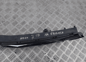 ATRAPA GRILL KRATKA OPEL ASTRA H III 3 LIFT 2008 3