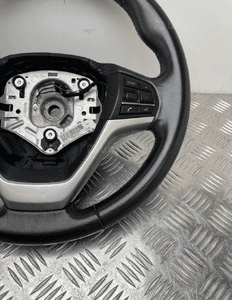 Bmw X3 F25 kierownica multifunkcyjna 4