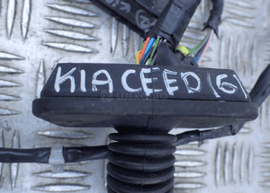 INSTALACJA WIĄZKA DRZWI KIA PRO CEED PRAWY PRZÓD 91981-2H020 RADOM 2