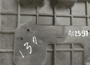 PODSTAWA AKUMULATORA 37150-A5000 KIA CEED II 2 HYUNDAI I30 II 2 12-17R 3