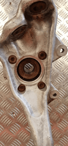 BMW E70 F15 F16 ZWROTNICA LEWY LEWA PRZÓD PRZEDNIA PIASTA 6869869 11