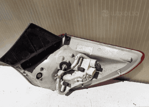 Opel astra j hb lampa tył tylna lewa 4