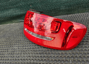 Lampa Lampy LED 8K9945095B 8K9945096B 10STyl Tylne Blotnik Klapa AUDI A4 B8 Kombi Avant Komplet 09r 16