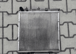 Peugeot 207 1.4 HDI chlodnica wody