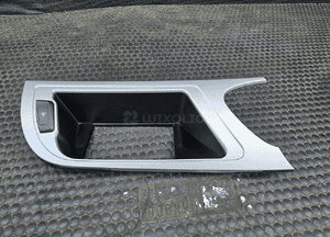Listwa 8K1857186H 8K1941509 6595-000 Ozdobna Dekor Kratki Nawiew Obudowa Konsoli Deski Licznik Awaryjne EU Audi A4 B8 A5 17