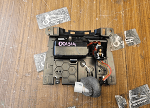 Popielniczka 8K0857951 Klapka Zapalniczka Wklad Czarna Audi A4 B8 A5 Q5 40