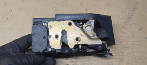 Zamek prawy tył tylny prawy Alfa Romeo 156 16828897 2