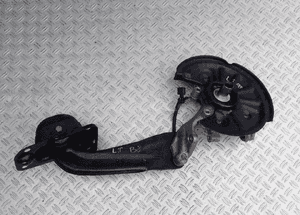 ZWROTNICA PIASTA WAHACZ LEWY TYŁ VW PASSAT B8 RADOM 1