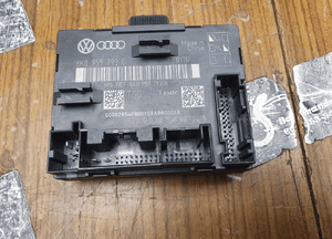Komputer 8K0959793 C A H D 8K0959792 C A H D 8K0959795 A C 8K0959794 A Sterownik Modul Szyb Szyby Drzwi Audi A4 B8 A5 8T 6