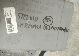 Alfa romeo stelvio skrzynka bezpieczników 16