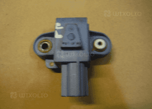 CZUJNIK SENSOR UDERZENIA VW PASSAT B6 1K095557 1