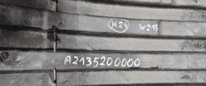 Mercedes W213 płyta pod zderzak osłona silnika dół dolna A2135200000 16