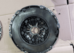 docisk sprzęgła astra h 1.9 cdti 2