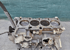 Blok Tloki Korbowody Wal Dół Silnika Cylindry Mocowanie Wału Panewki 2.0 ALT 20V Audi A4 B6 A6 C5 VW 28