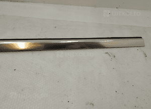 Mercedes listwa szyby prawy tył chrom 4